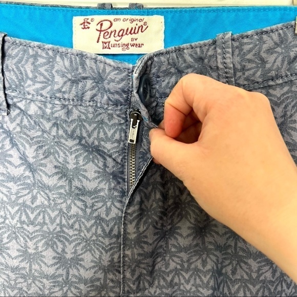 Penguin Navy Palm Tree Patterned Lightweight Hybrid Casual Summer Shorts Size 36 - Picture 5 of 16
